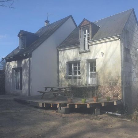 Villa Au Bois de la Belle. à Rigny-Ussé Extérieur photo