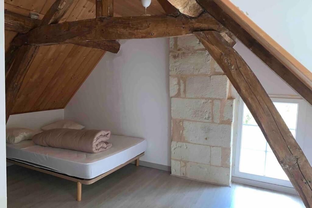 Villa Au Bois de la Belle. à Rigny-Ussé Extérieur photo